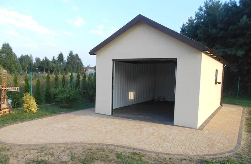 Dlažba do garáže - akú zvoliť?