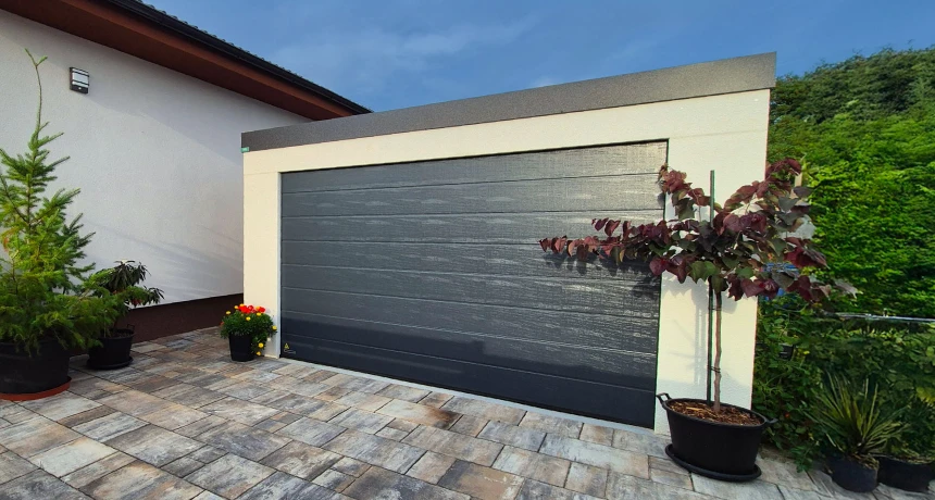 Sekční vrata Hörmann ZDARMA