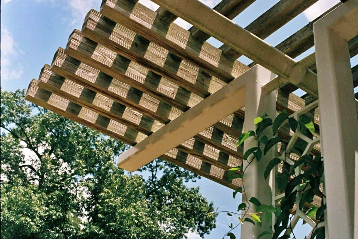 Drevené trámy Drevená pergola od A po Z