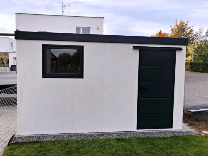 Montovaný záhradný domček na uskladnenie náradia